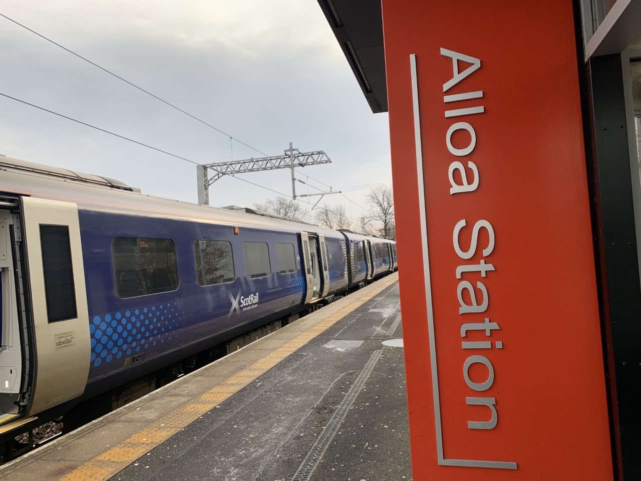 Alloa rail services to be gutted by 'temporary' ScotRail timetable
