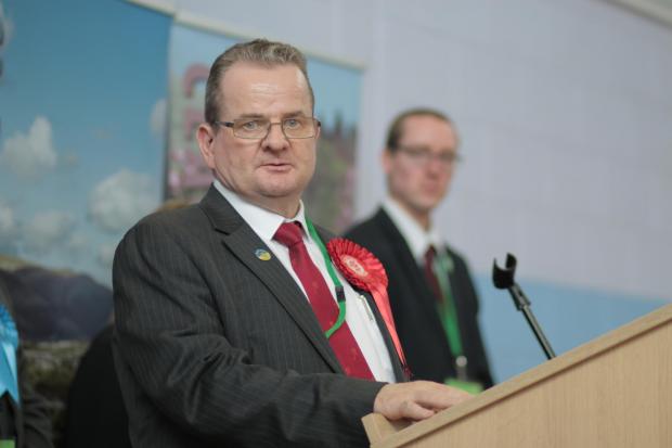 Alloa and Hillfoots Advertiser: Kenny Earle spoke for Labour at the count