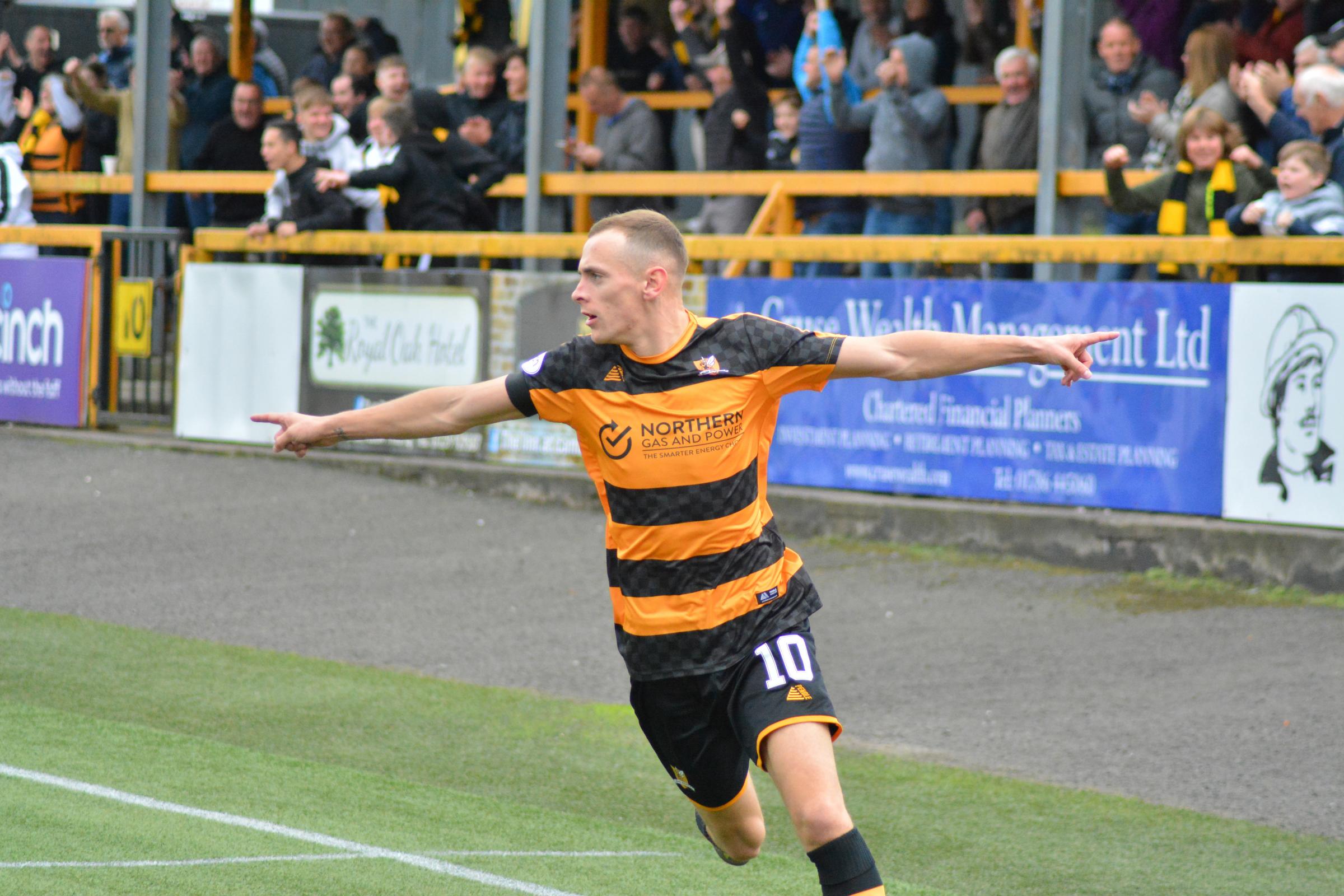 Alloa 2-1 Montrose: Dogged Wasps would not be denied