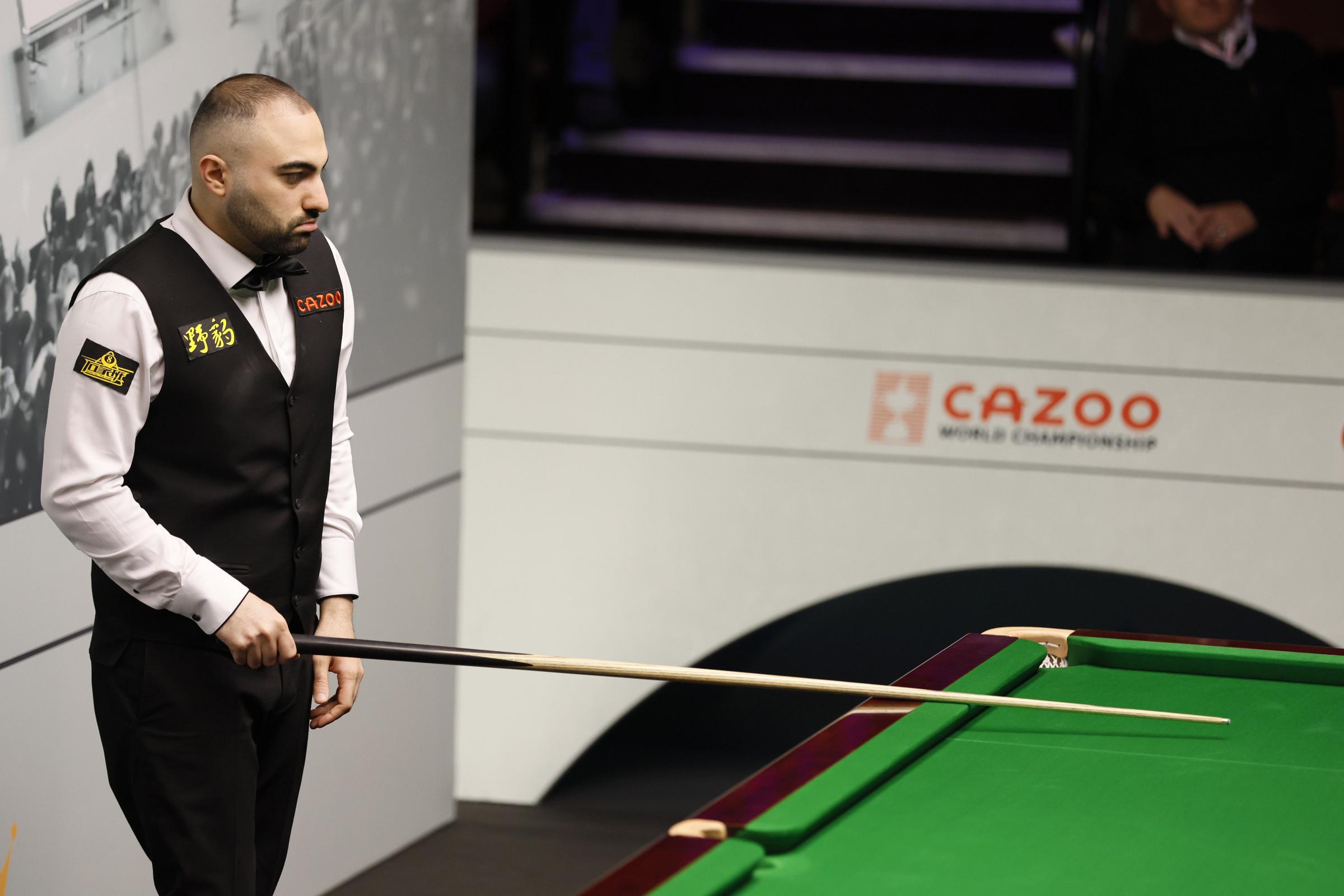 Hossein Vafaei steps up war of words with Ronnie OSullivan at the Crucible Alloa and Hillfoots Advertiser