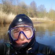 Snorkeling at the River Devon revealed toads and lampreys