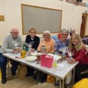 A successful quiz night in Alva raised £420 for church funds at the weekend.